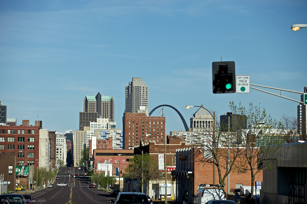 April 21  - Day 9 - Late afternoon, driving into St. Louis.