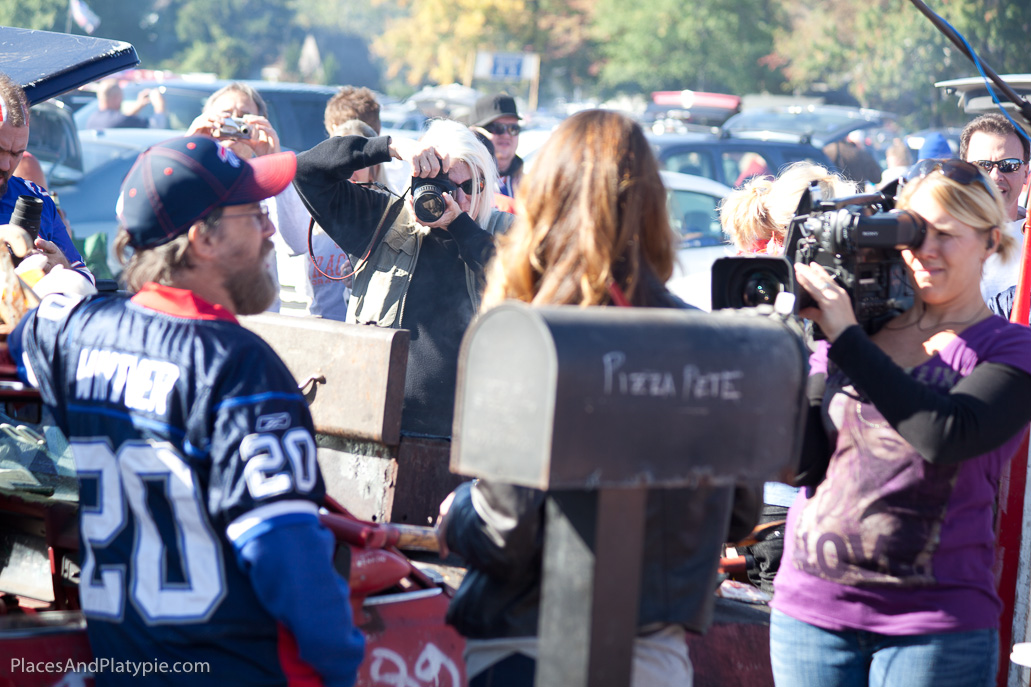 The heavy shooters converge on Kenny - starpower is irresistible