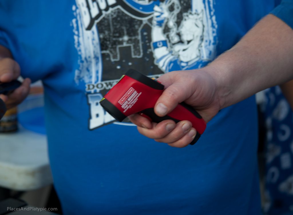 This gizmo reads the heat at different parts of the grill