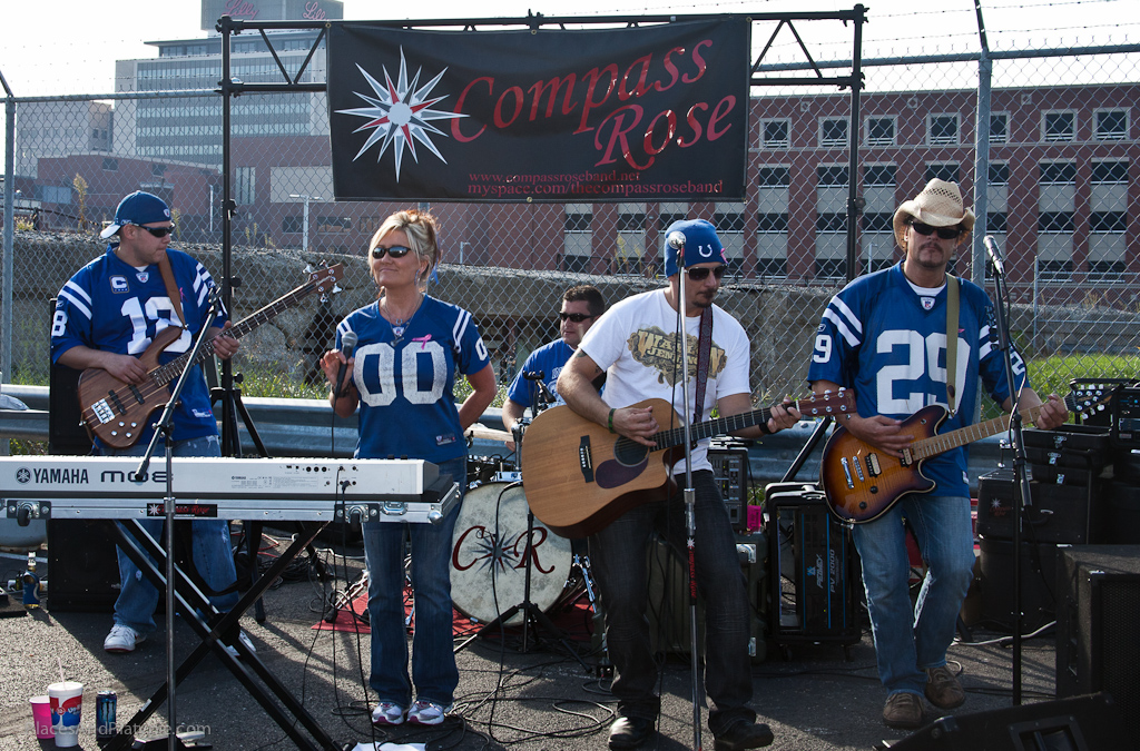 Compass Rose knocks em out!