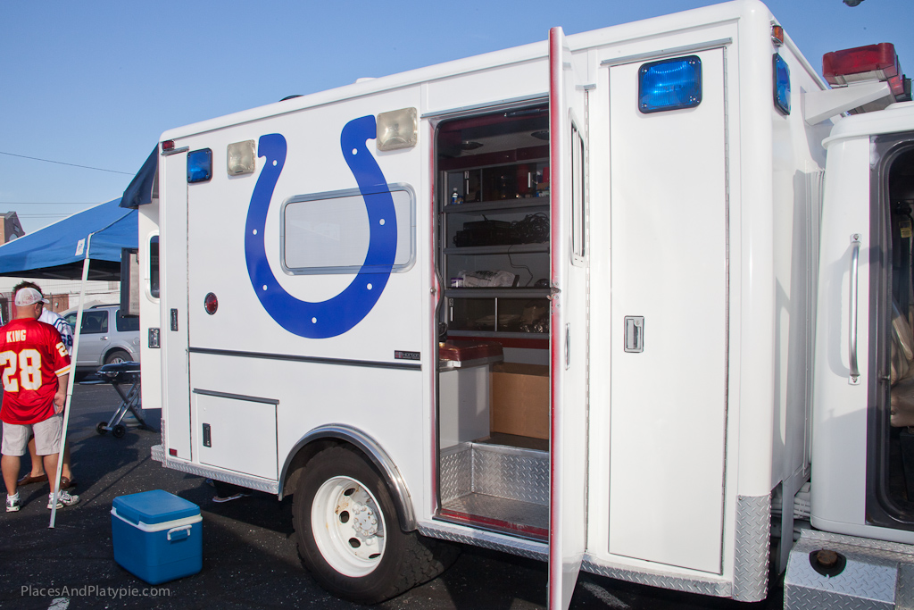 Another Fanbulance project - Red White and Blue