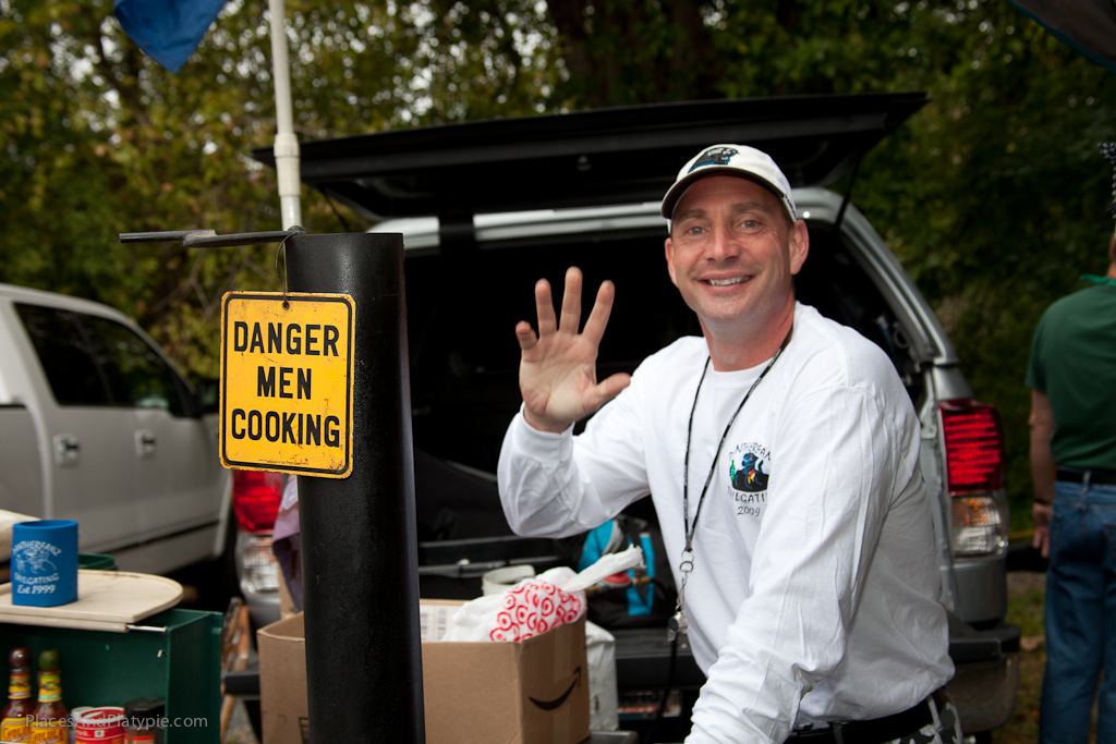 Dan Ortel is the host for the fabulous PantherFanz tailgating celebrations - Thank You, Dan!