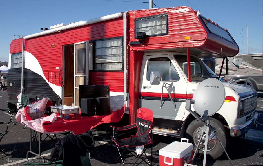 Falcons colors in every detail!