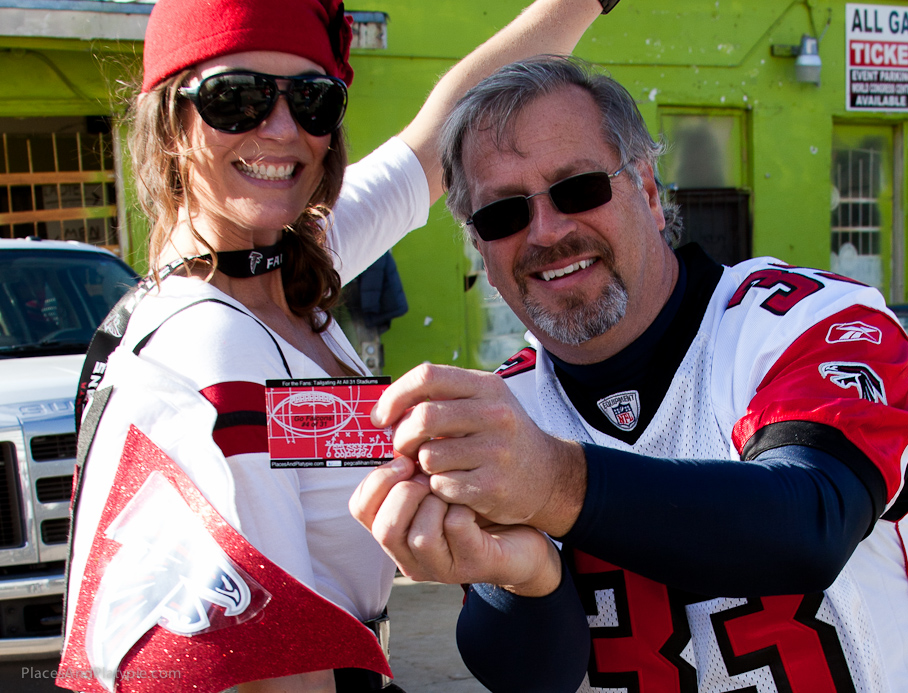 Ya gotta love these guys - showing the Platypie game card!