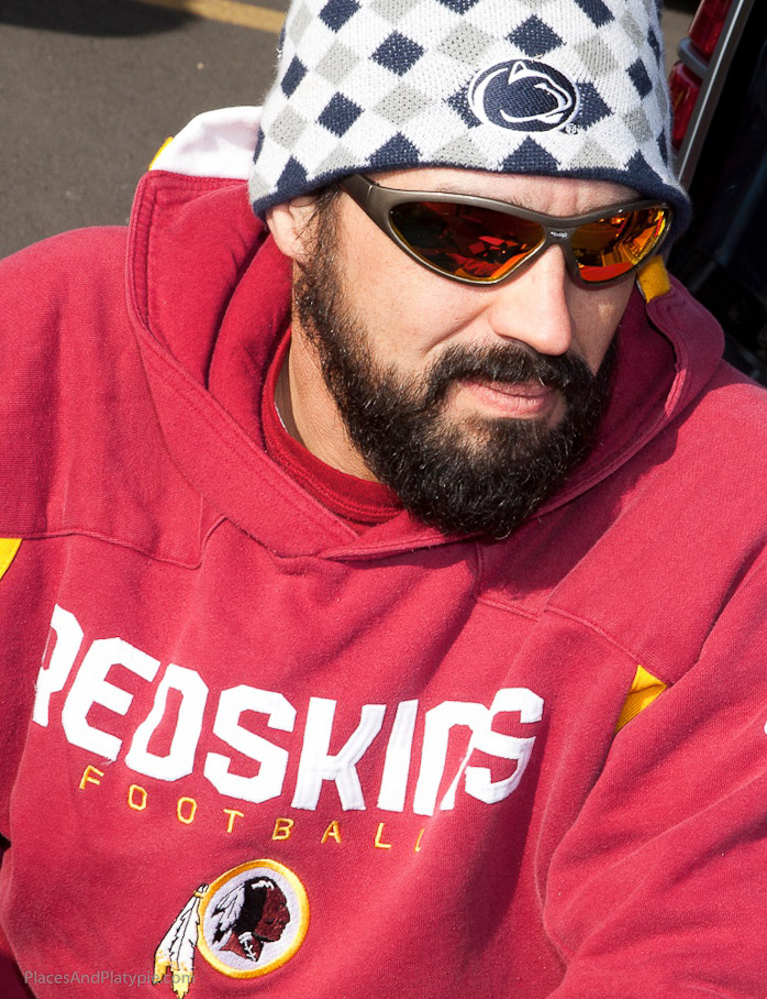 Even Redskins color shades!