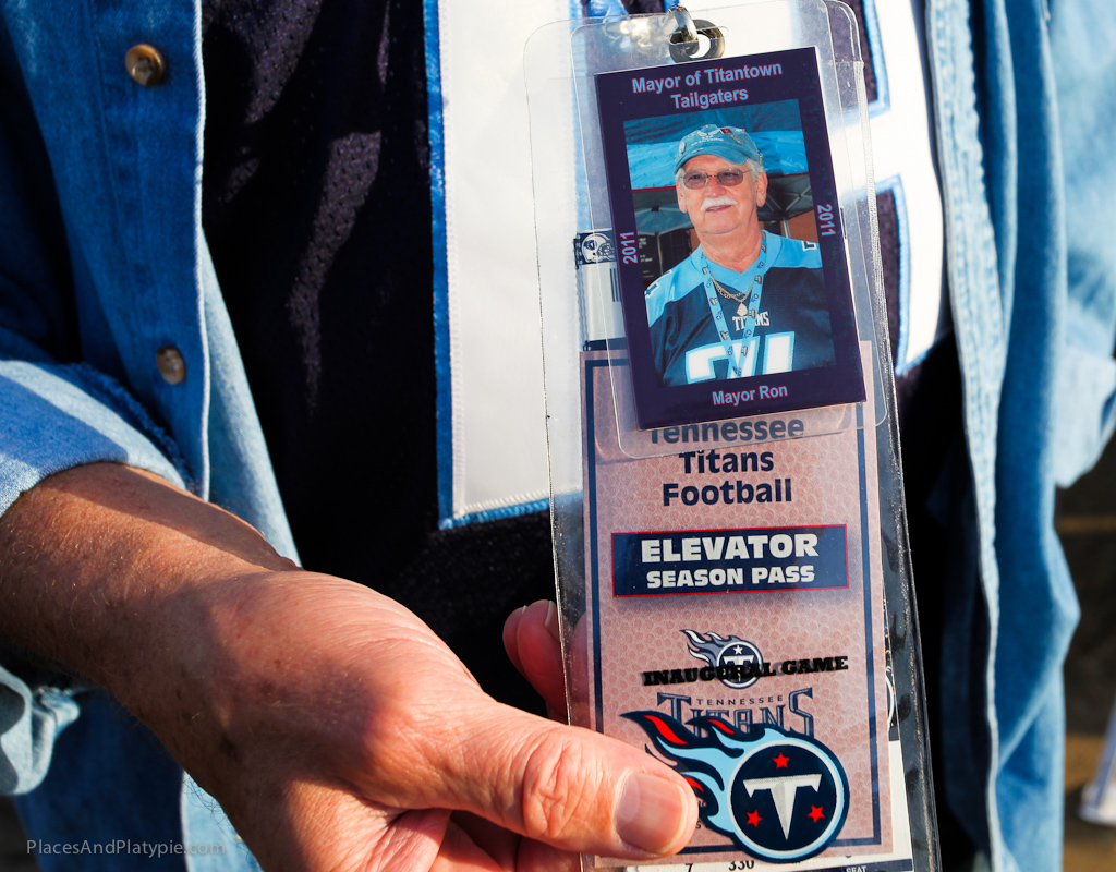 'Titantown Tailgaters'  elects their own Mayor!  The incumbent is a really nice guy - Mayor Ron!