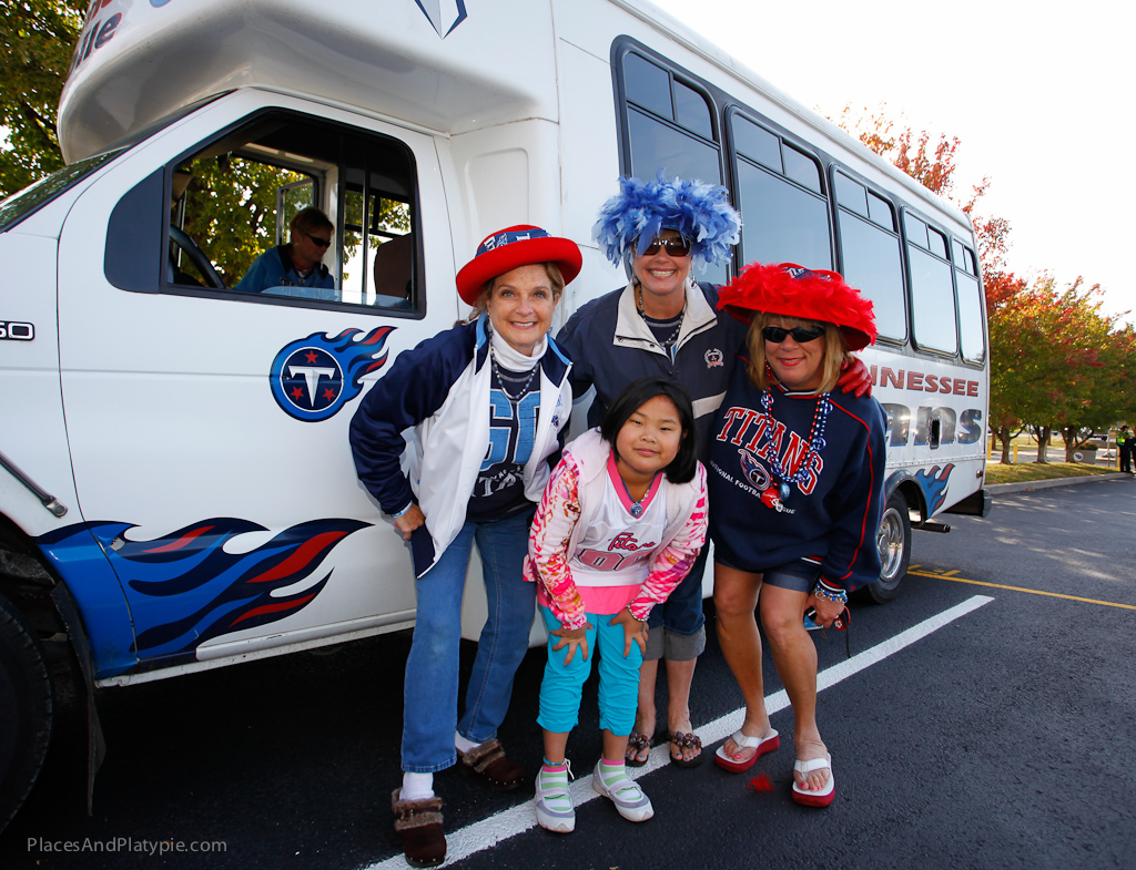 Git on down, Ladies!