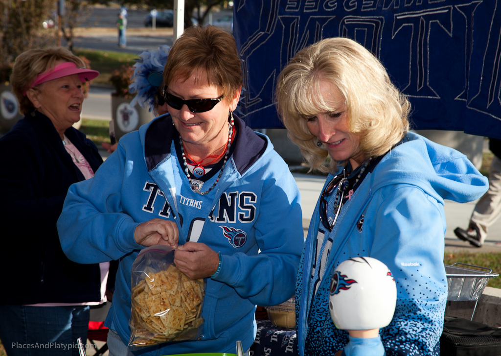 LOTS of women and kids! Fun!