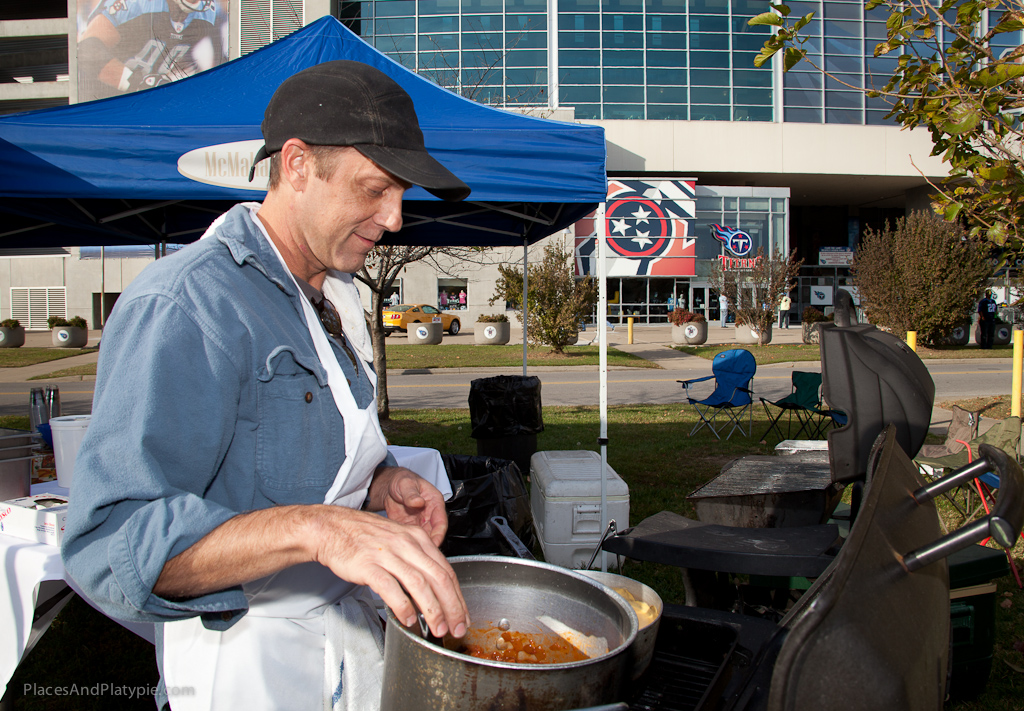 The sights and yummy aromas of great tailgating!