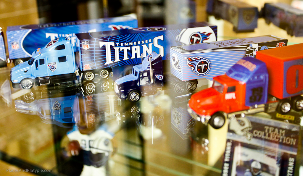 Fitting that THIS  trucking company has Titans Trucks!