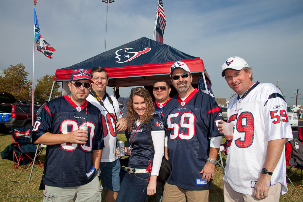 Even the opposing fans love tailgating in Nashville today!
